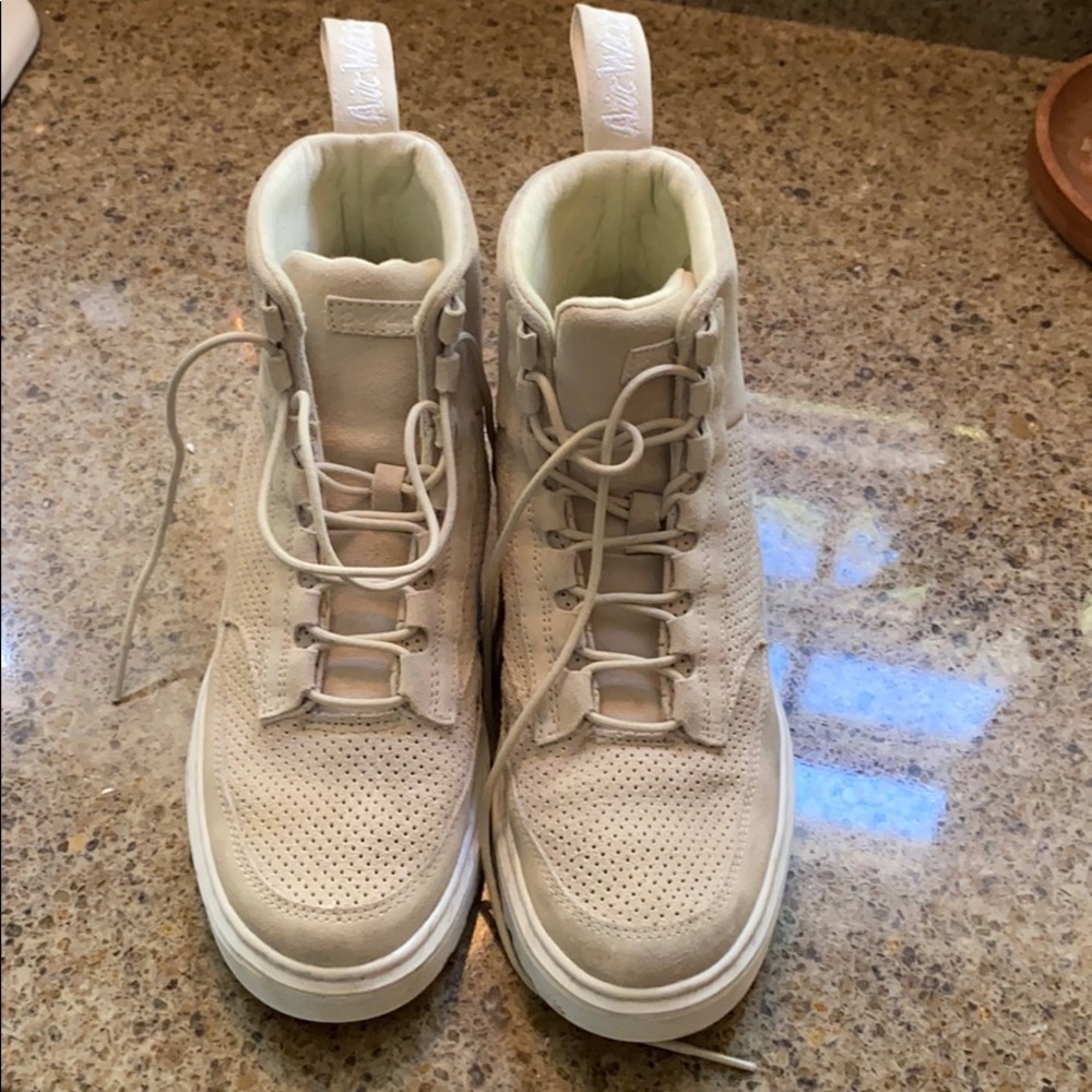 Dr Marten’s Kamar Boot sneakers